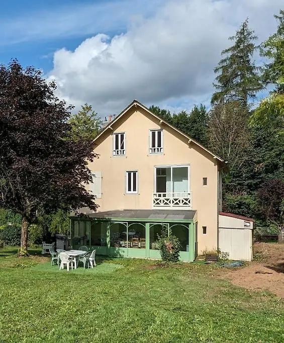 Maison Des Annees 30 - Vic-Sur-Cere - 14 Personnes
